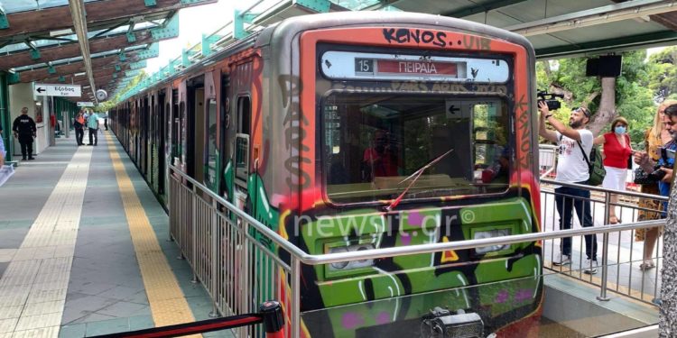 Εκτροχιασμός τρένου του ΗΣΑΠ στην Κηφισιά – Πληροφορίες για τραυματίες