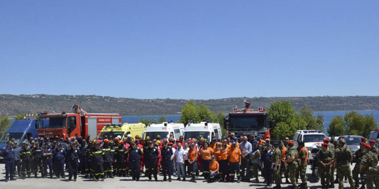 Σε πλήρη ετοιμότητα το πολεμικό ναυτικό: Άσκηση μείζονος ατυχήματος στο Ναύσταθμο Κρήτης (pics)