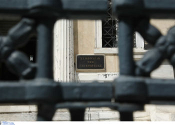 αναδρομικά