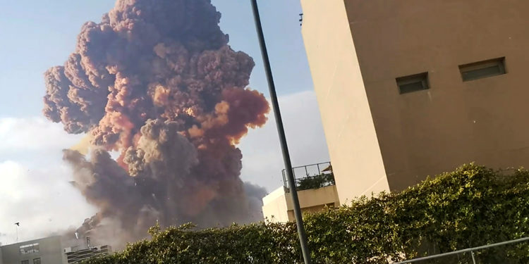 Λίβανος: Καρέ καρέ η έκρηξη που έγινε αισθητή μέχρι και την Κύπρο – Βίντεο ντοκουμέντο