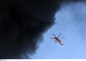 Μεγάλη πυρκαγιά στη Μεταμόρφωση – Πυκνός καπνός στην Αττική – Επιχειρούν ελικόπτερα