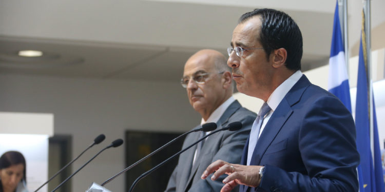 Δένδιας - Χριστοδουλίδης