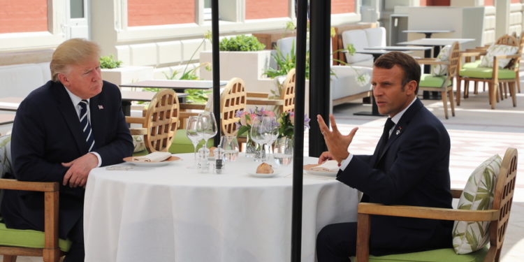 Επικοινωνία Μακρόν με Τραμπ: Κοινό το ενδιαφέρον για ειρήνη στη Μεσόγειο – Θα το κάνουμε σεβαστό