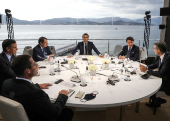 Μακρόν - τουρκικά ΜΜΕ