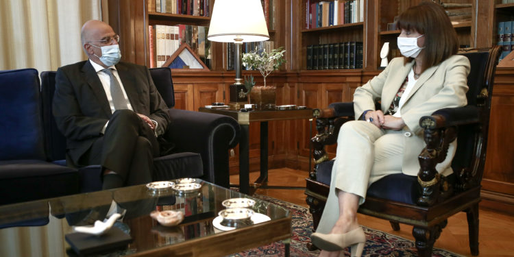 Δένδιας: Η τουρκική επιθετικότητα προσεγγίζει σημεία παραλογισμού