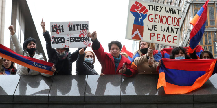 Πασινιάν: Αρμενία και Καραμπάχ τα τελευταία αναχώματα στον ακόρεστο επεκτατισμό της Τουρκίας