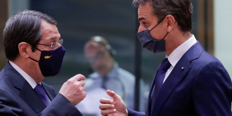 Θρίλερ στις Βρυξέλλες: Η Ελλάδα αρνείται το προσχέδιο λόγω Τουρκίας