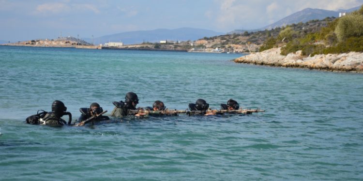 ΓΕΕΘΑ - ειδικές δυνάμεις