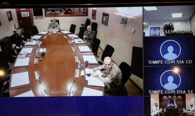 Επικοινωνία του Αρχηγού ΓΕΕΘΑ με τον DSACEUR (pics)