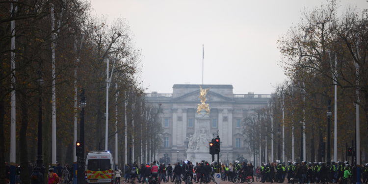 Βρετανία - διαδηλώσεις