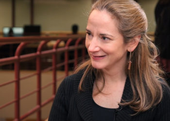 Αβρίλ Χέινς: Η πρώτη γυναίκα επικεφαλής των Υπηρεσιών Πληροφοριών των ΗΠΑ