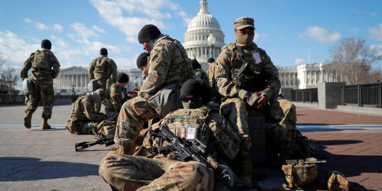 ΗΠΑ: Προσβλήθηκαν από κορονοϊό Εθνοφρουροί που πήγαν στην Ουάσινγκτον για την ορκωμοσία Μπάιντεν