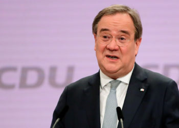 Άρμιν Λάσετ