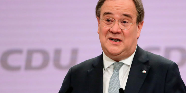 Άρμιν Λάσετ