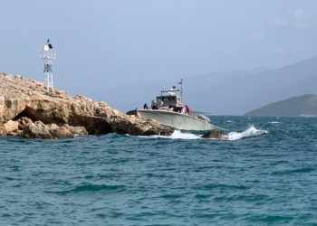 ΠΠ ΚΥΚΝΟΣ: Να πού προσάραξε στη Σάμο το σκάφος του ΠΝ [pics]