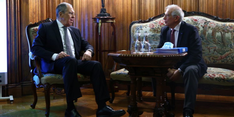 Μπορέλ: Στο ναδίρ οι σχέσεις ΕΕ – Ρωσίας λόγω Ναβάλνι