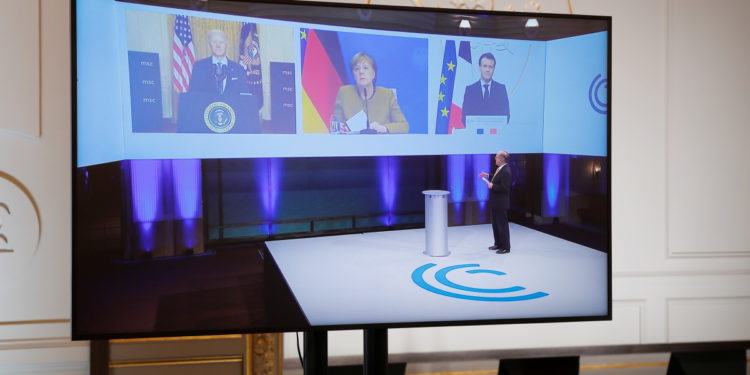 DW: Επιστρέφει η «εταιρική σχέση» Ευρώπης – ΗΠΑ