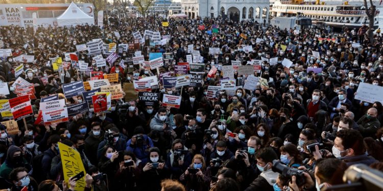 Ερντογάν - Φοιτητές