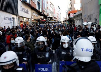 Τουρκία: Η οργή των φοιτητών «στριμώχνει» τον πρόεδρο Ερντογάν