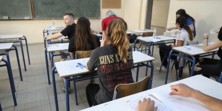 Κεραμέως - παράταση σχολικού έτους