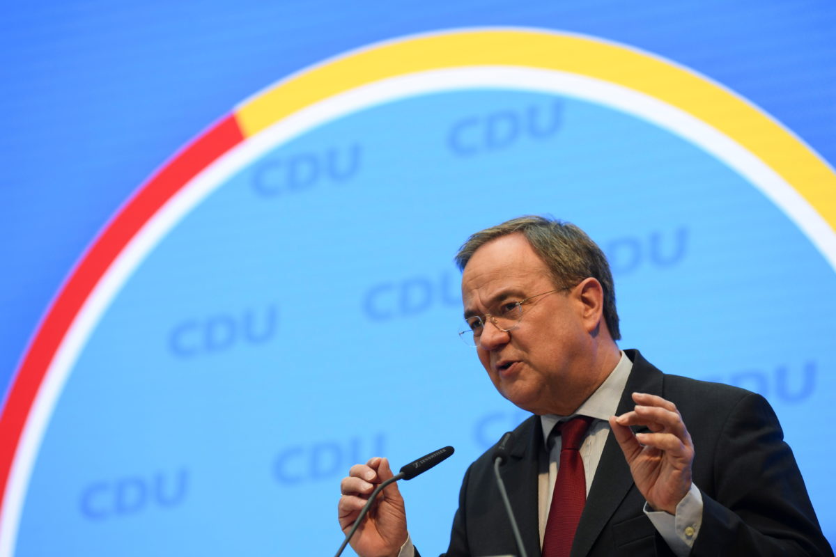 Άρμιν Λάσετ