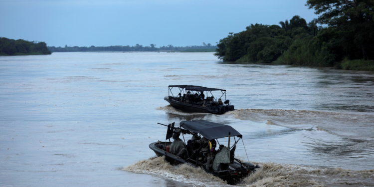 Βενεζουέλα: Άλλοι δύο στρατιωτικοί σκοτώθηκαν στις μάχες στα σύνορα με την Κολομβία
