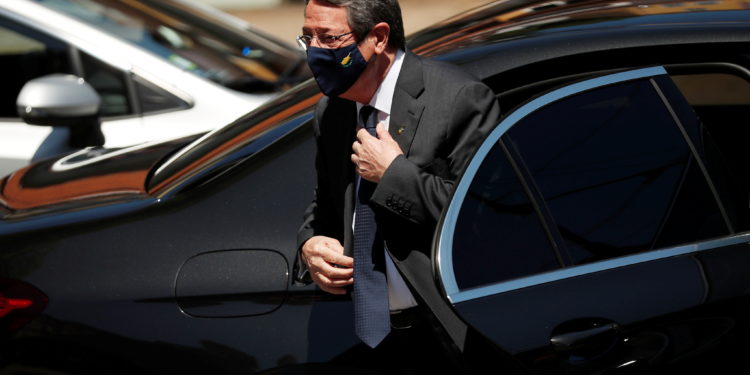 Αναστασιάδης