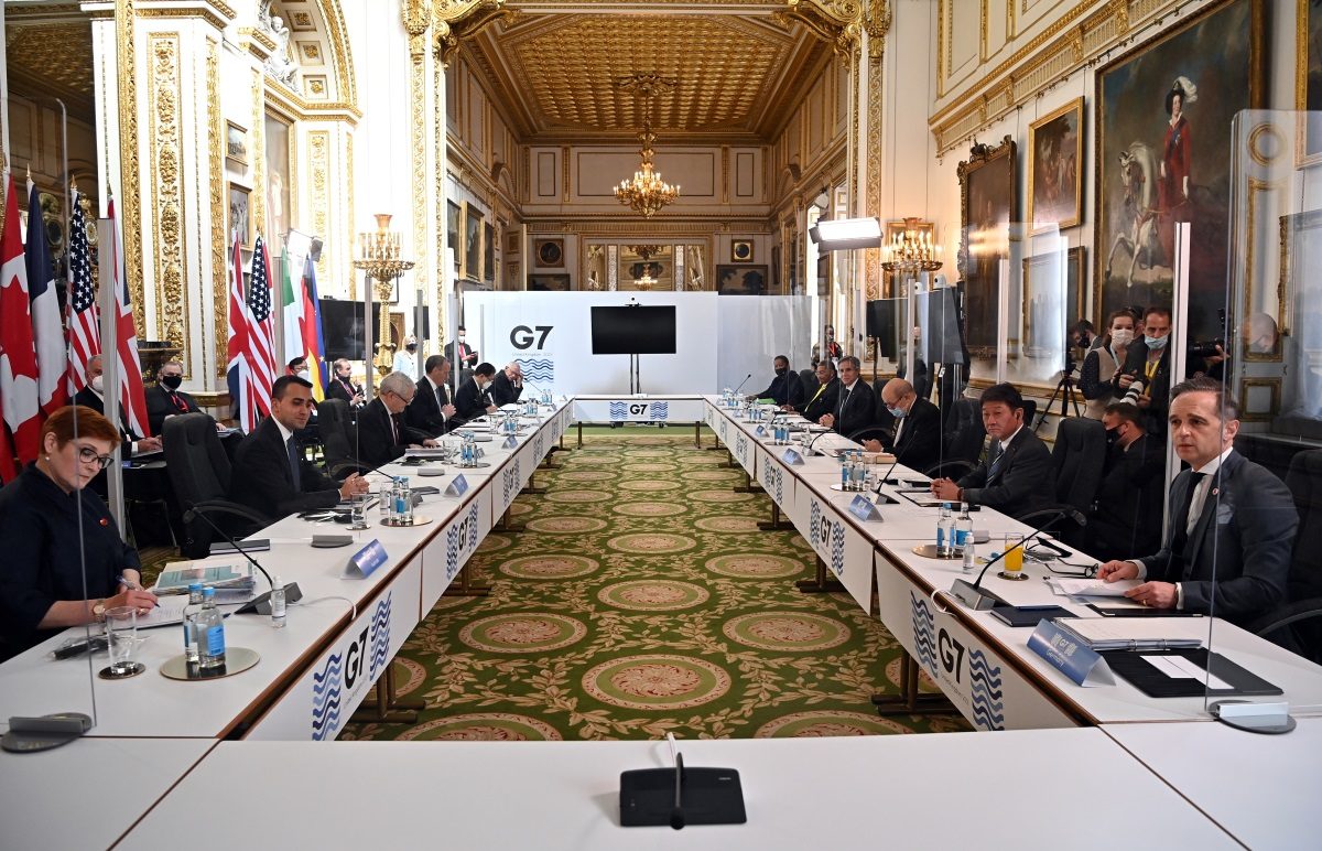 G7