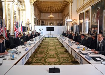G7