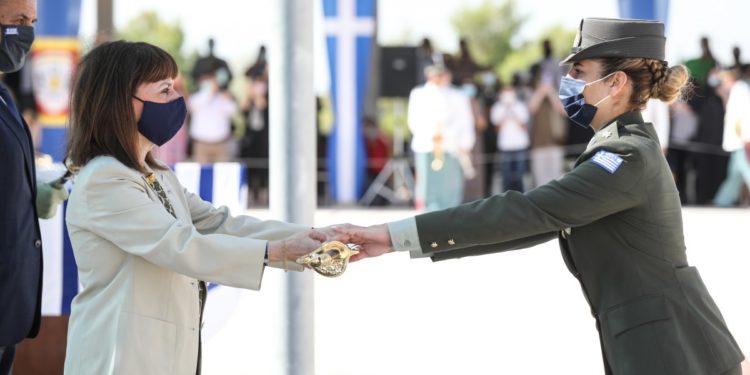 Πρόεδρος Δημοκρατίας - Ξίφη - Ανθυπολοχαγοί