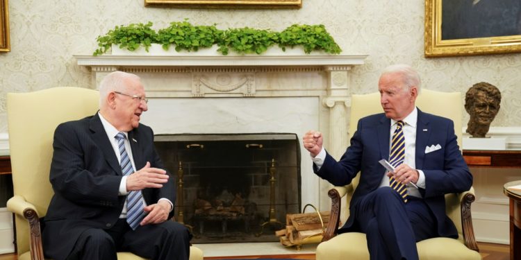 Μπάιντεν - Ρίβλιν