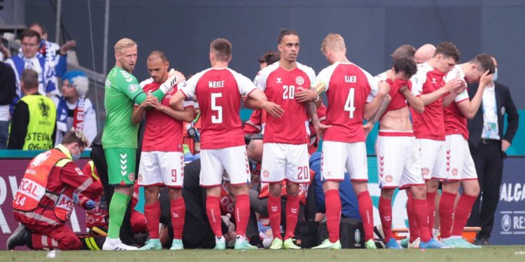 Κρίστιαν Έρικσεν: Οι στιγμές που «πάγωσαν» τους φιλάθλους ανά τον κόσμο και θα μείνουν στην ιστορία του ποδοσφαίρου