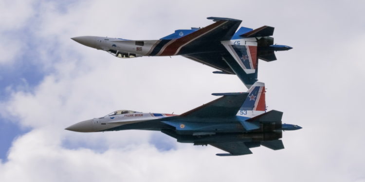 «Μαγευτική» MAKS-2021: Οι επίλεκτοι Ρώσοι πιλότοι έκλεψαν τις εντυπώσεις [pics]