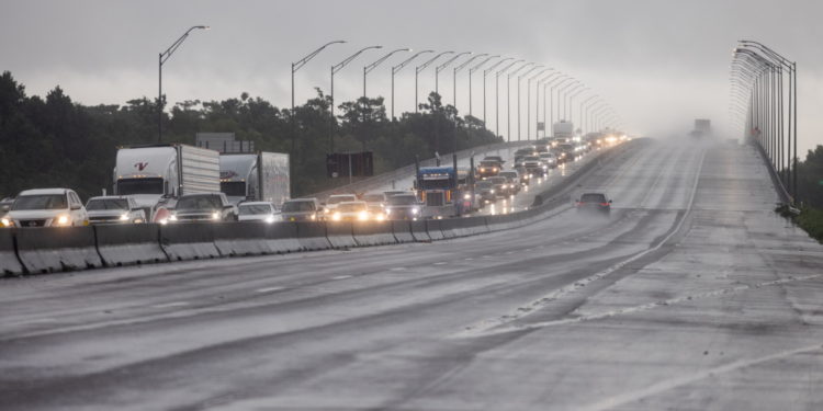 Τυφώνας Άιντα
