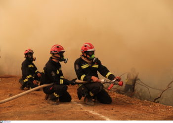 Ρουμάνοι πυροσβέστες