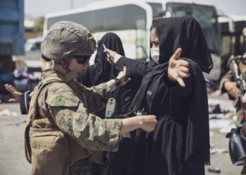 Αφγανιστάν: «Συγκεκριμένη και αξιόπιστη» νέα απειλή για την Καμπούλ – Απομακρυνθείτε από το αεροδρόμιο, λένε οι ΗΠΑ