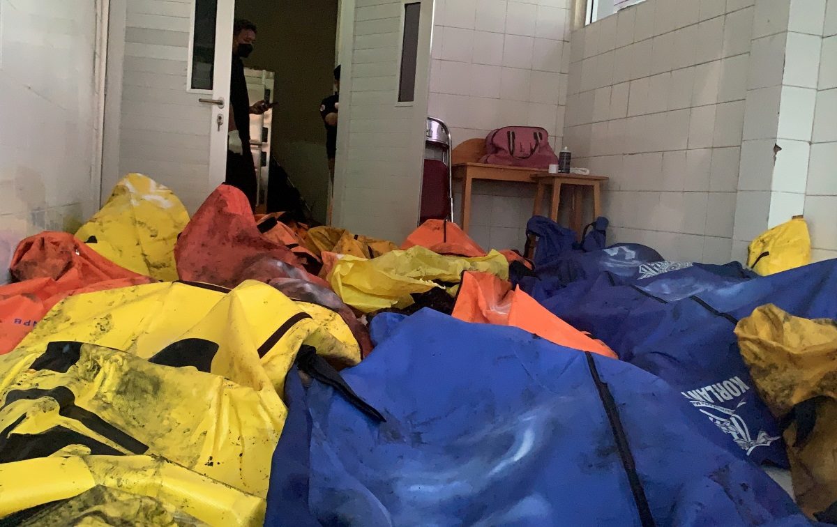 Ινδονησία - πυρκαγιά - φυλακές