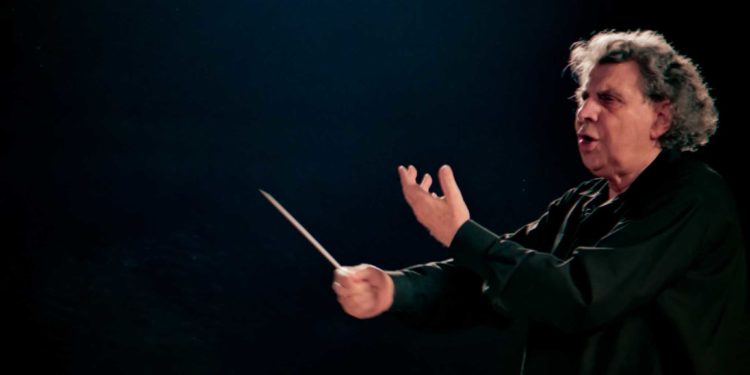 Έφυγε ο σπουδαίος Μίκης Θεοδωράκης