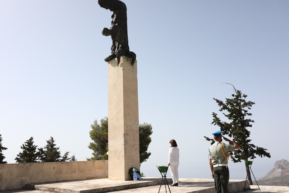 ΠτΔ - Κατερίνα Σακελλαροπούλου