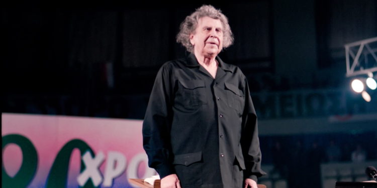 Μίκης Θεοδωράκης