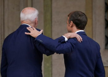 Μακρόν - Μπάιντεν