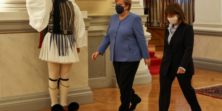 Σακελλαροπούλου - Μέρκελ