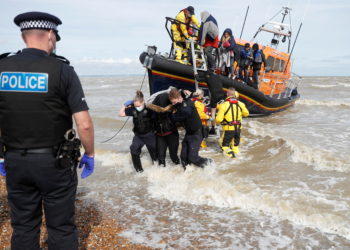 Μετανάστες - Γαλλία - Βρετανία