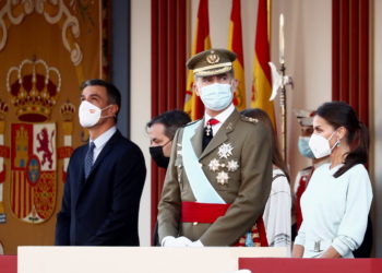 Ισπανία: Υπέρ της κατάργησης της ασυλίας του βασιλιά ο πρωθυπουργός Σάντσεθ