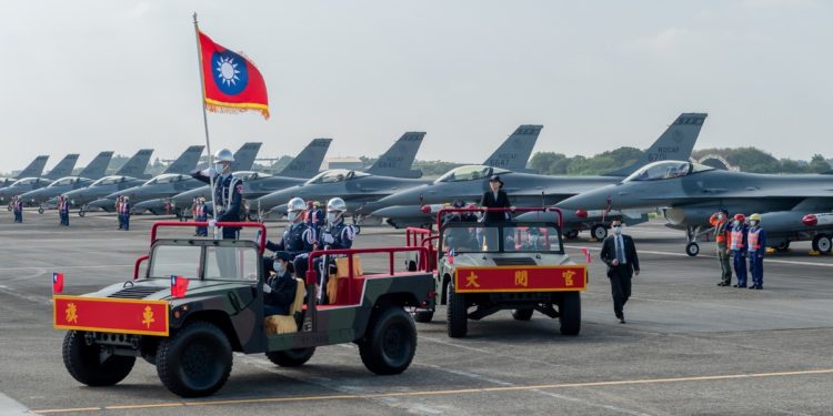 Ταϊβάν: Σε λειτουργία νέα πτέρυγα μάχης με αμερικανικά F-16V – Κλιμακώνεται η ένταση με την Κίνα