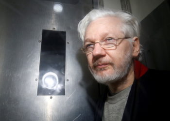 Τζούλιαν Ασάνζ