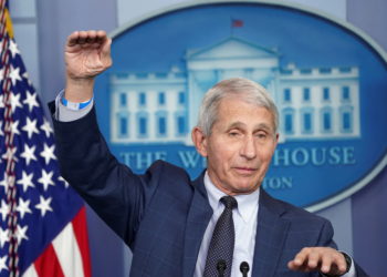 Φάουτσι - Μετάλλαξη Όμικρον