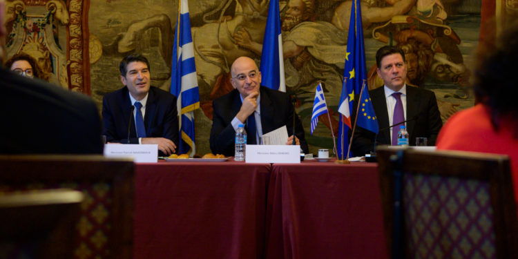 Γαλλία: «Συμβαδίζουν οι θέσεις μας με της Ελλάδας στα θέματα της ΕΕ»