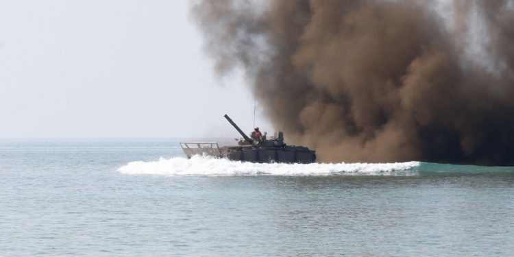 ΗΑΕ - Χούθι - drones