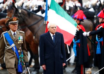 Ιταλία: Επί 4 λεπτά οι βουλευτές χειροκροτούσαν για την επανεκλογή του Ματαρέλα ως Προέδρου